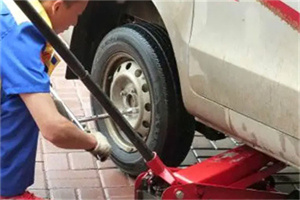 姚安附近拖车24小时服务热线电话